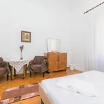 Veranda Gostinjska kuća
